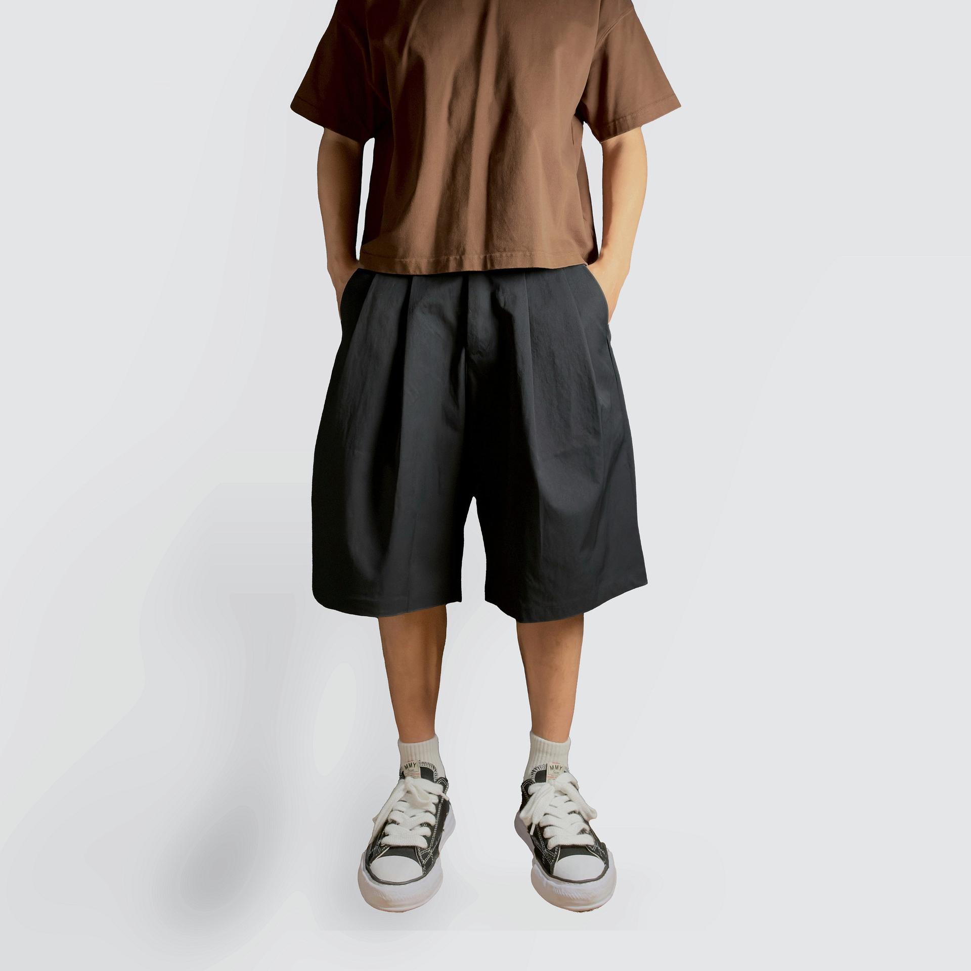 Pleated Wide Tailored Shorts (Black), image 1
