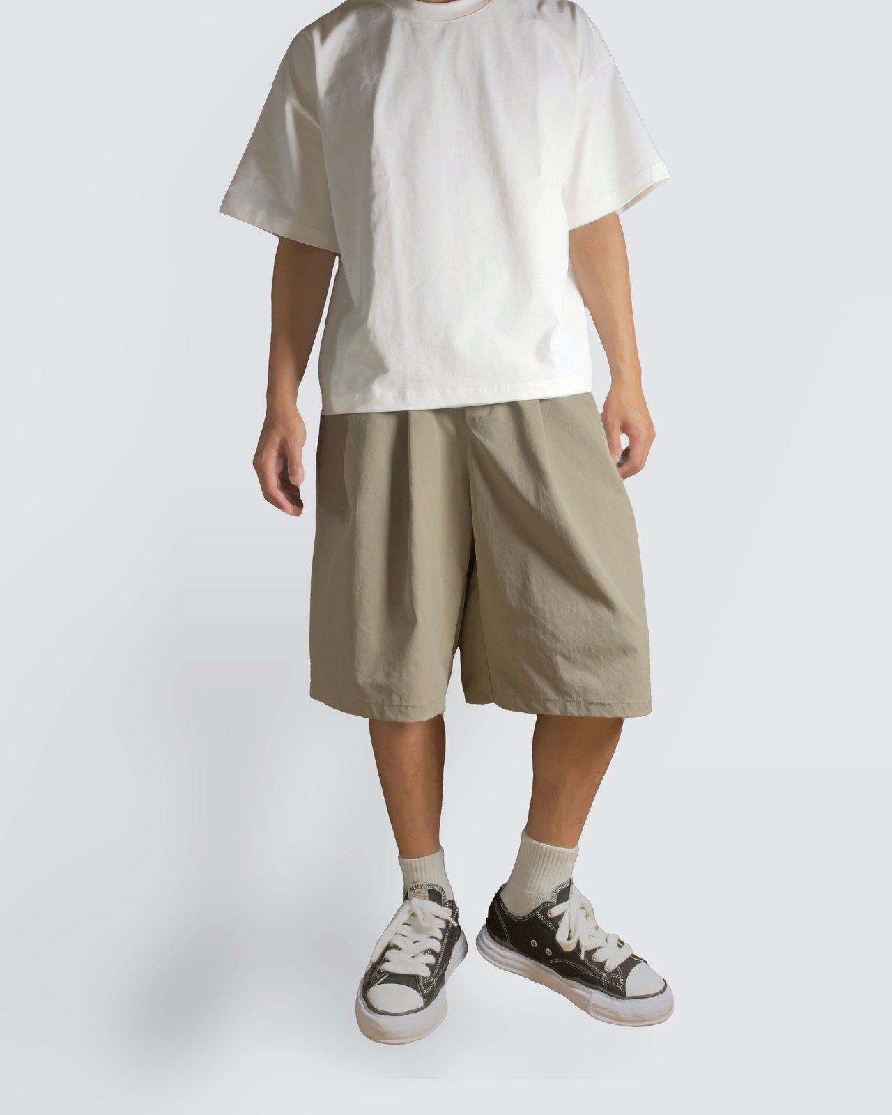 Pleated Wide Tailored Shorts: Styling
